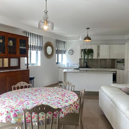 Cozy 2 Bedroom Apartment Near Seafront Gzira Esterno foto