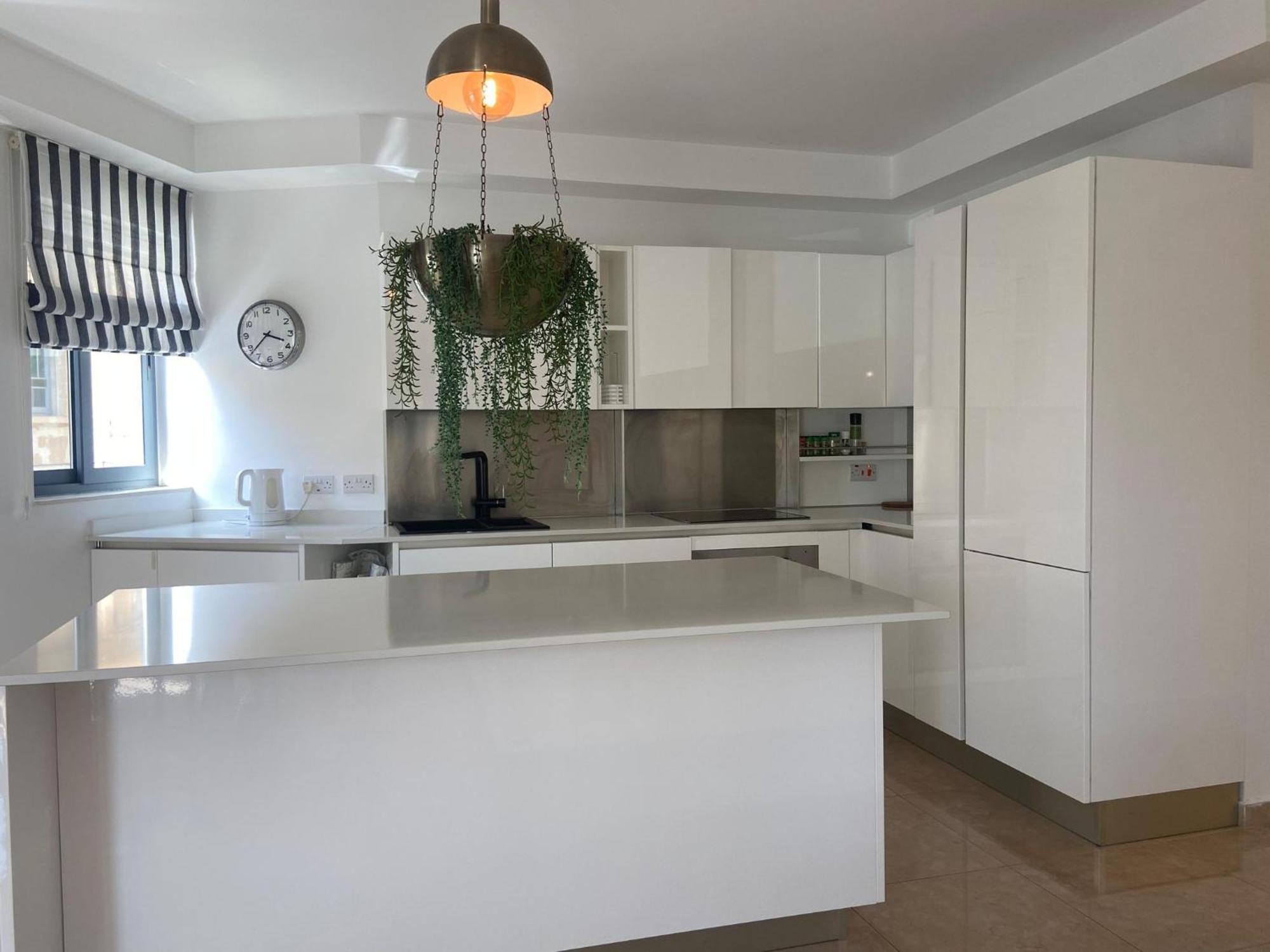 Cozy 2 Bedroom Apartment Near Seafront Gzira Esterno foto